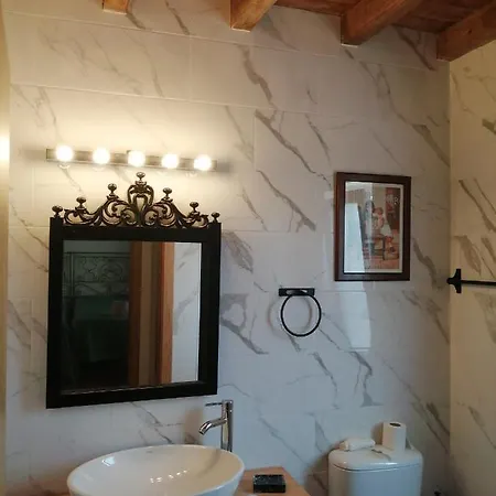 Holiday home Monte Areias Casa De Campo/passadico/pateo/rampa *