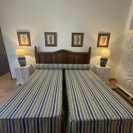 Monte Areias Casa De Campo/passadico/pateo/rampa Holiday home