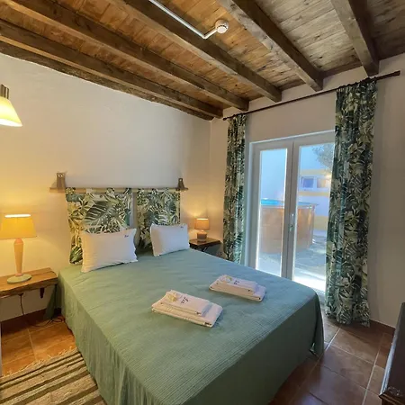 Monte Areias Casa De Campo/passadico/pateo/rampa Porches (Algarve)