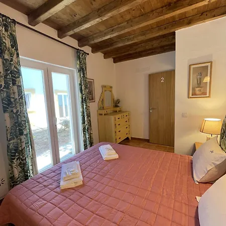 Monte Areias Casa De Campo/passadico/pateo/rampa *